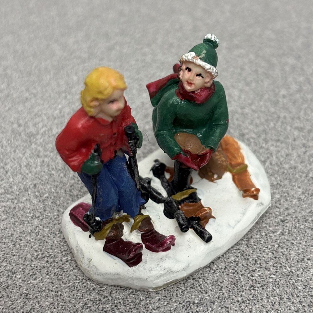 St Nicholas Square Christmas Village Children Skiing Figurine - Picture 2 of 5